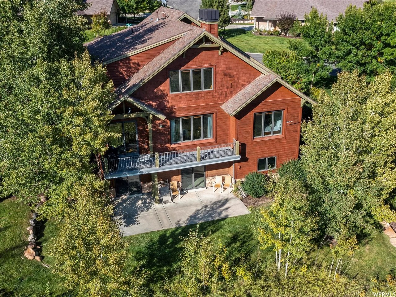 5823 E Elkhorn Dr