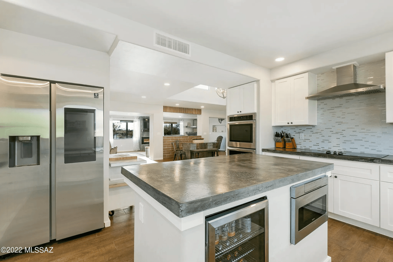 2236 W Owl Head Pl