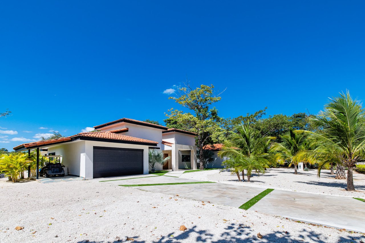 Los Almendros 51, Hacienda Pinilla | Stunning 6-Bedroom Coastal Home in Hacienda Pinilla