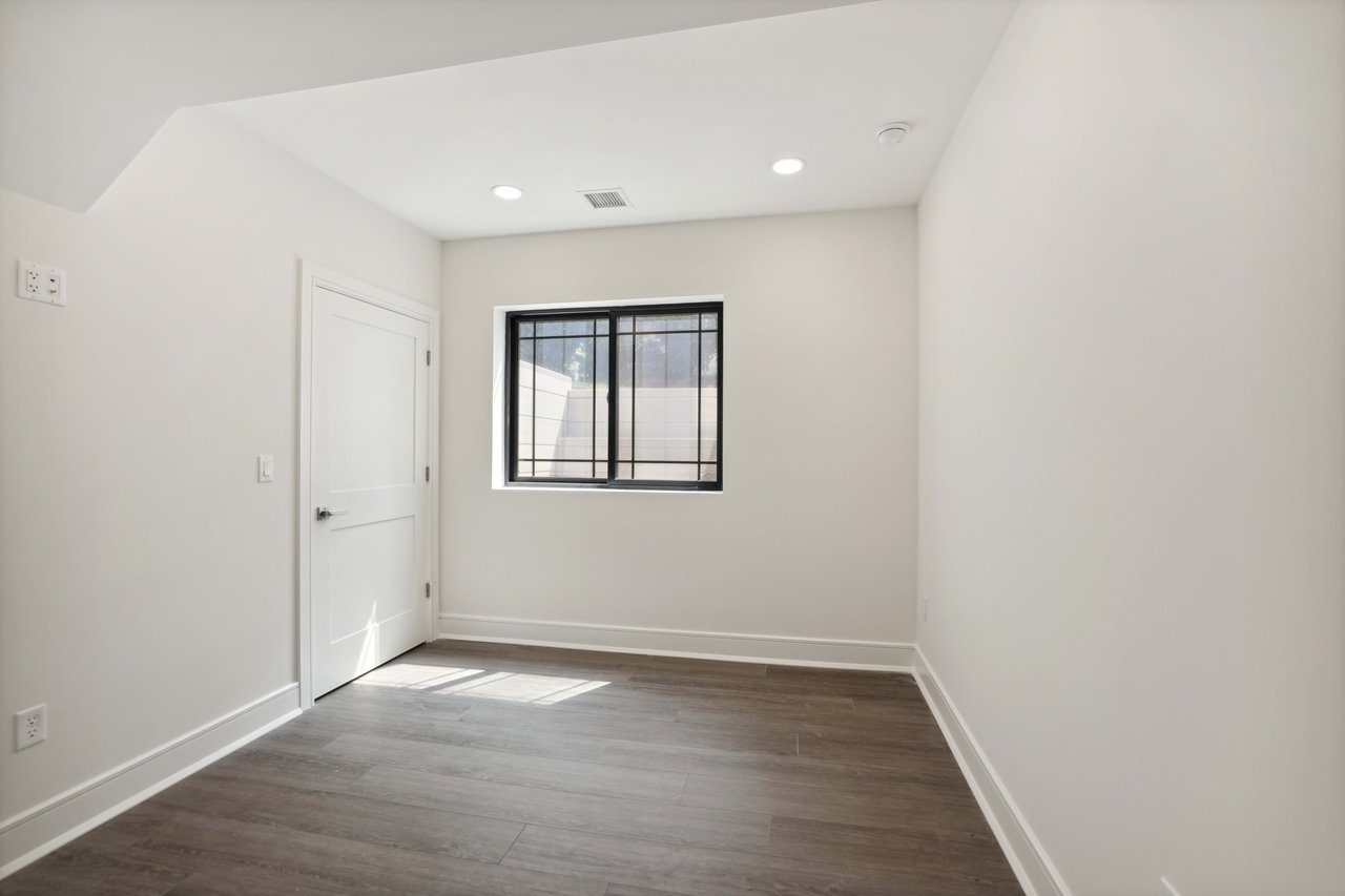 332 Lupine Way, Short Hills, NJ 07078