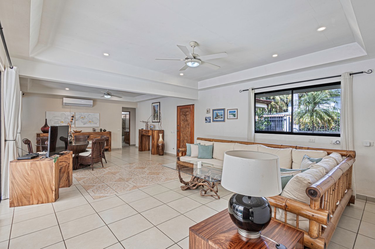 Single Story Family Home, Papagayo, Guanacaste