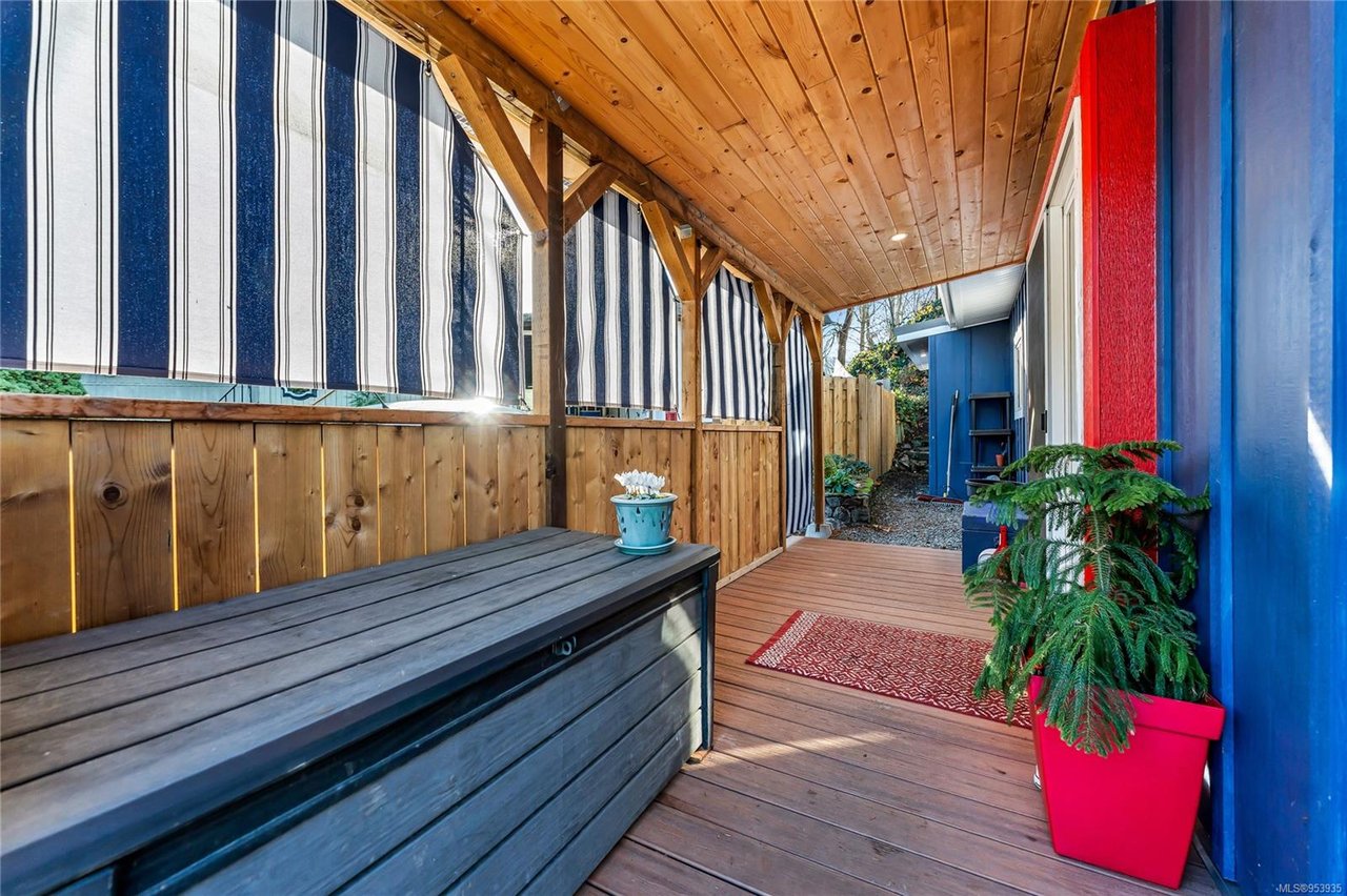 22-2807 Sooke Lake Rd