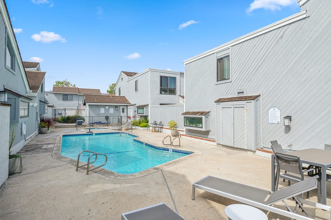 1526 August Lane #4