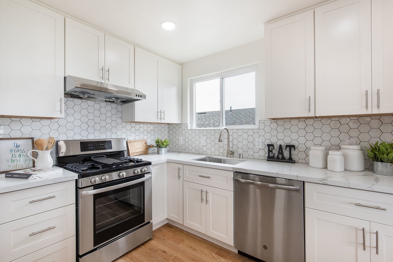 Should I Renovate My House Before I Sell It? [INFOGRAPHIC]