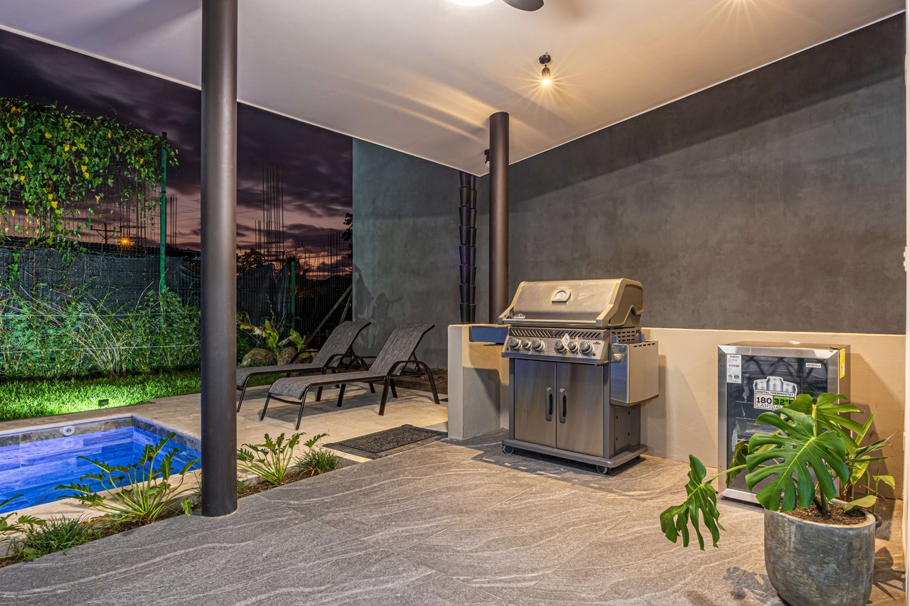 Stylish 3 bed, 3 bath Brand New  Villa in Uvita. 