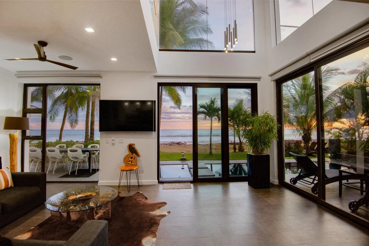Titled Beachfront Luxury Estate, Jaco, Puntarenas