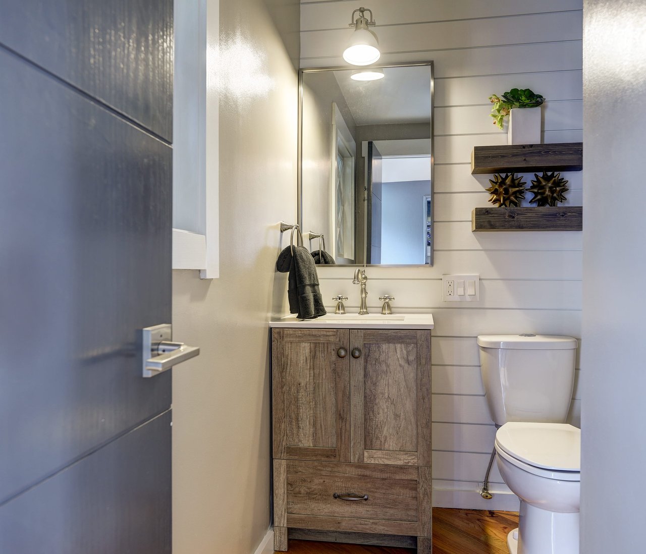 Newly Remodeled Home with Bay Views 
