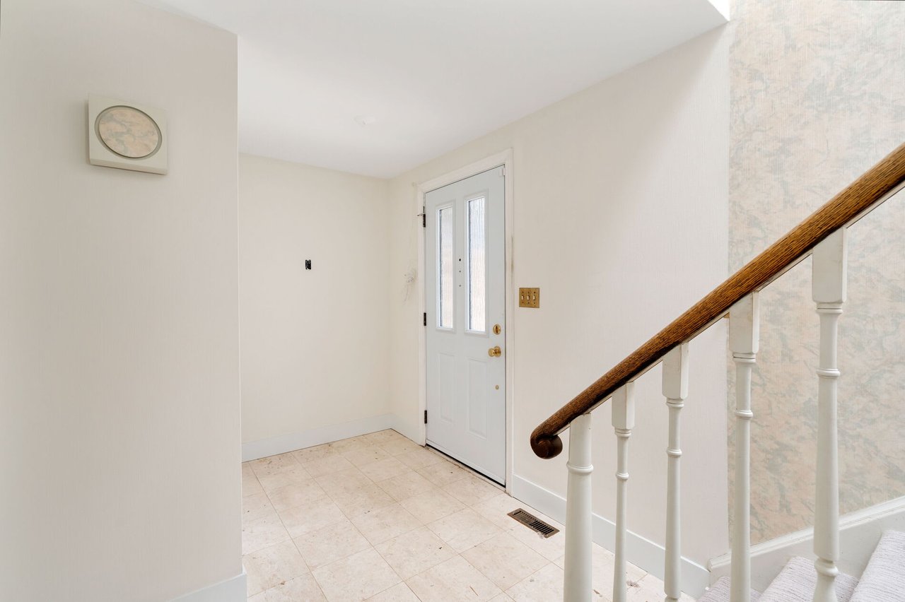 BAYVIEW VILLAGE TOWNHOME