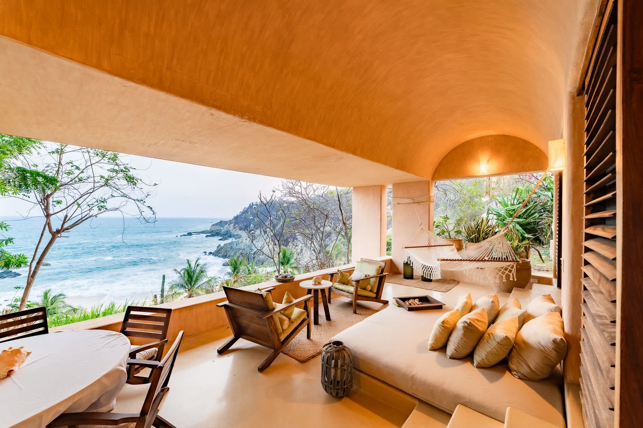 4 bedroom, Single Family Homes, Villa Mactzil, Montecito Beach Village