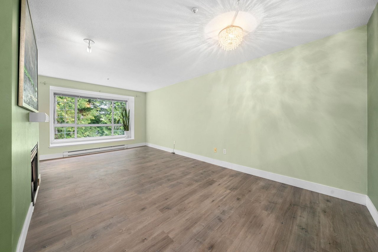 432-1252 Town Centre Blvd