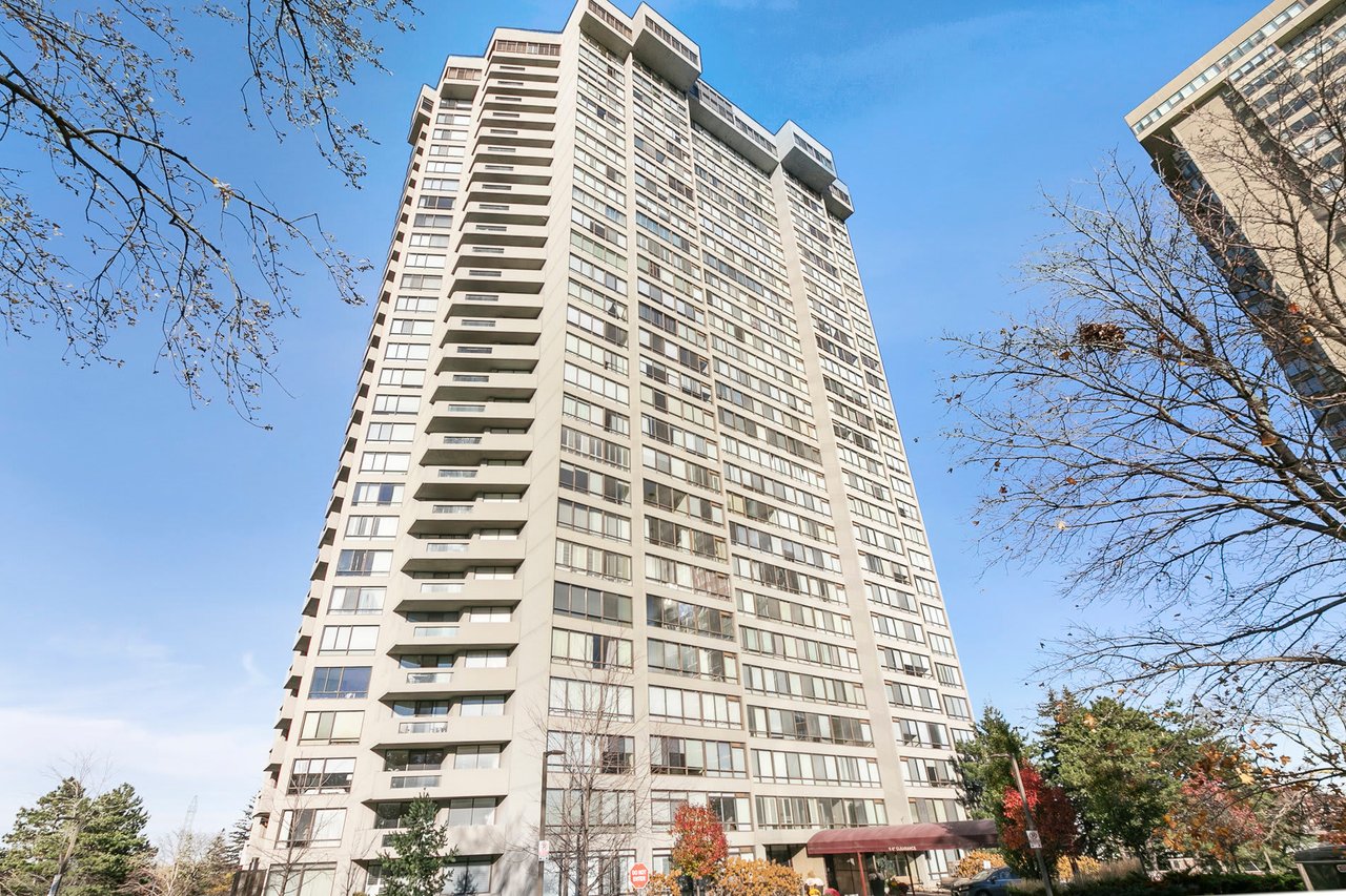 65 Skymark Drive 301