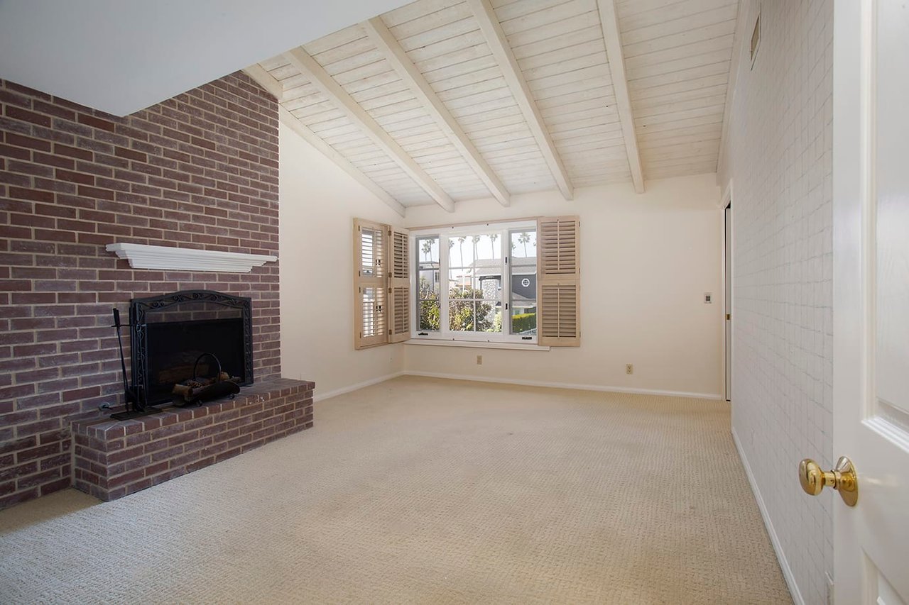 242 Heliotrope Avenue