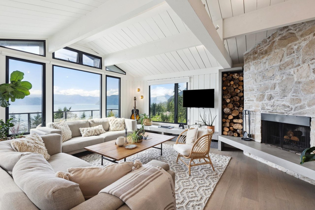 60 Panorama Rd