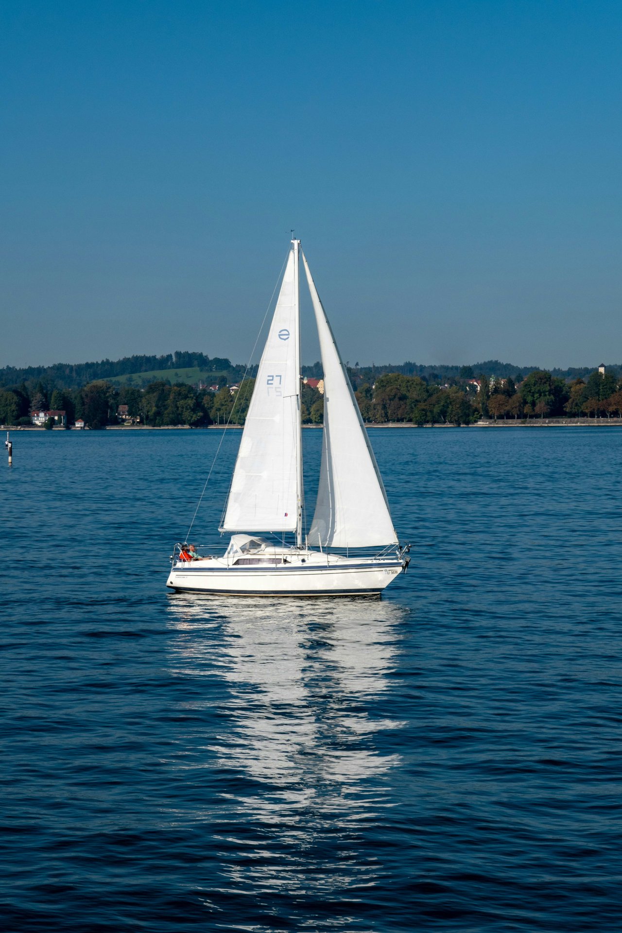 sailing on lake norman