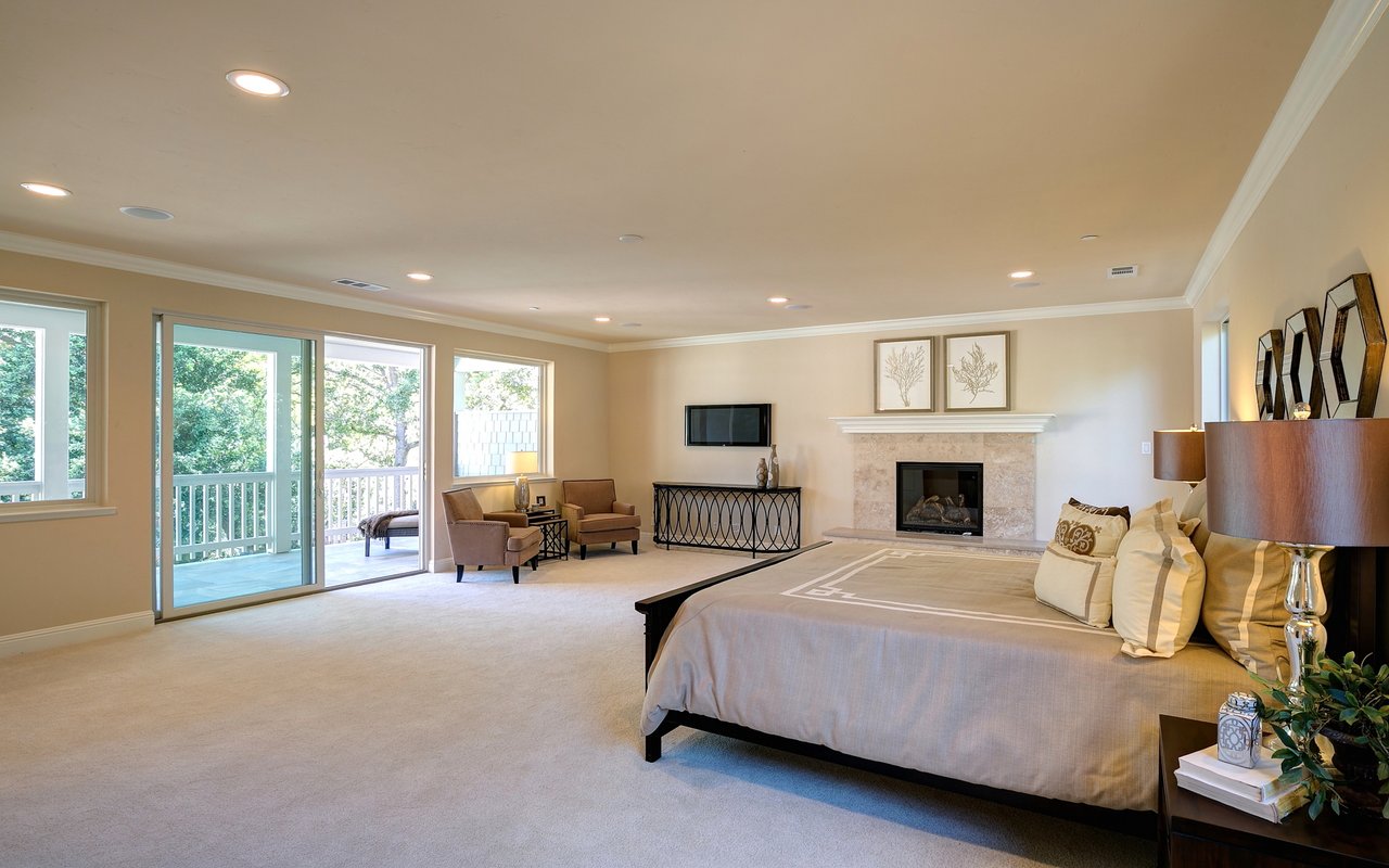 15 Alderwood Ct