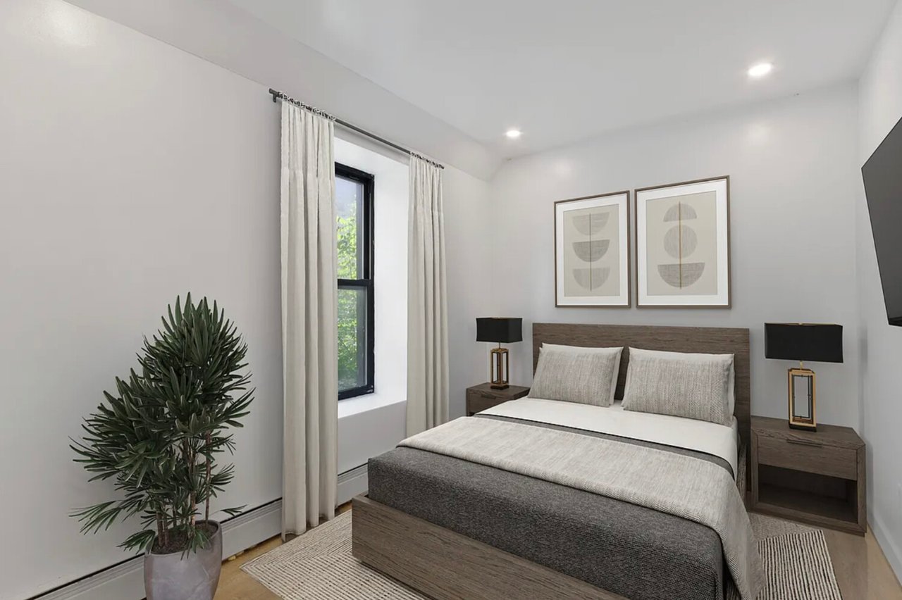 879 Dekalb Avenue, Apt 11