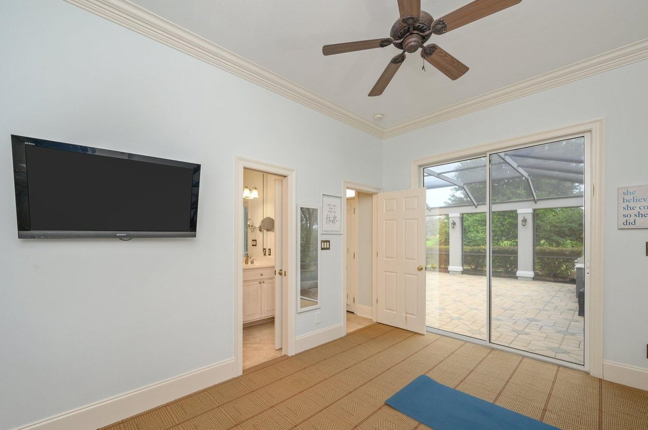 6290 Augusta Cove