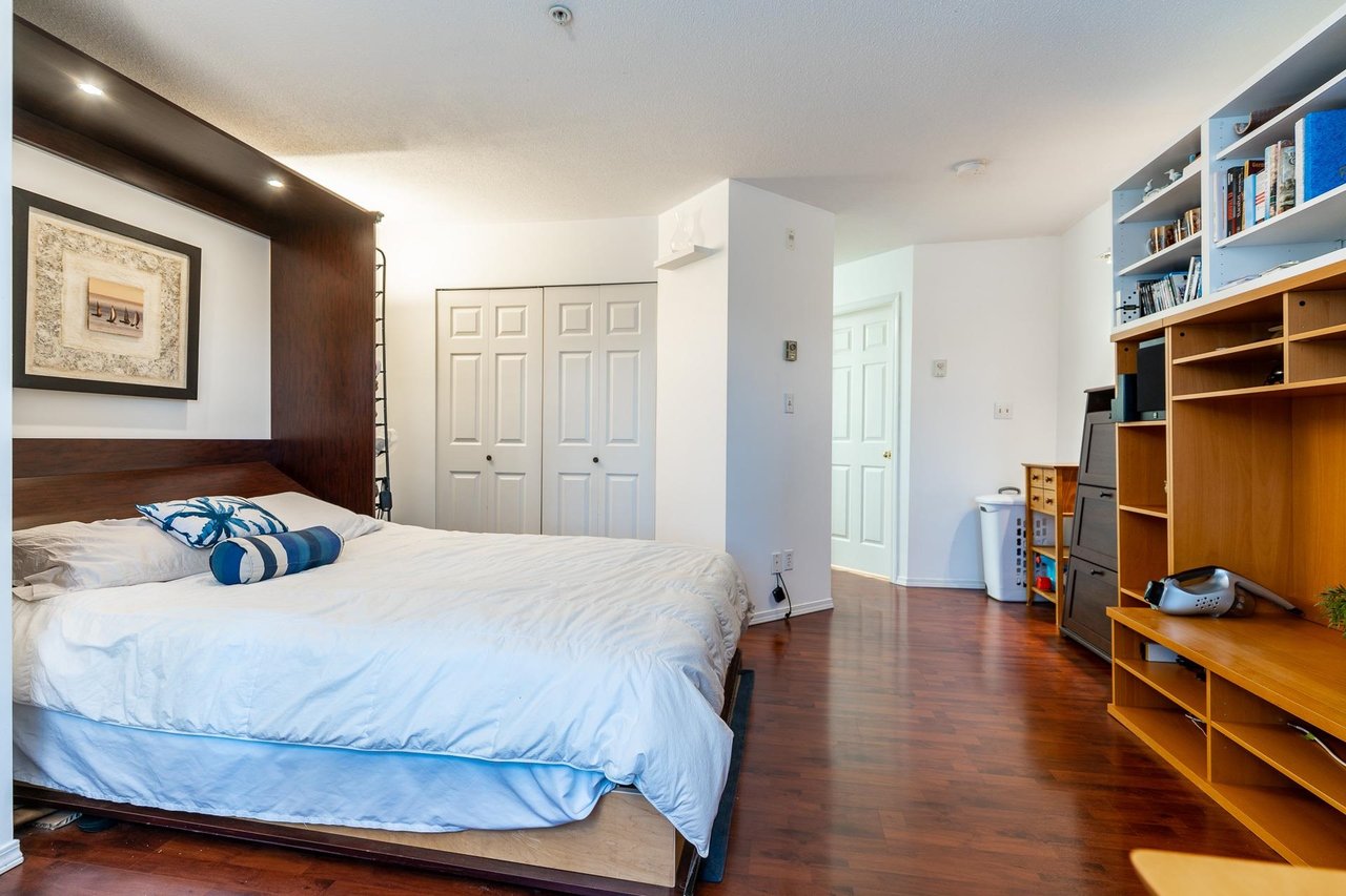 308-4990 Mcgeer Street, Vancouver