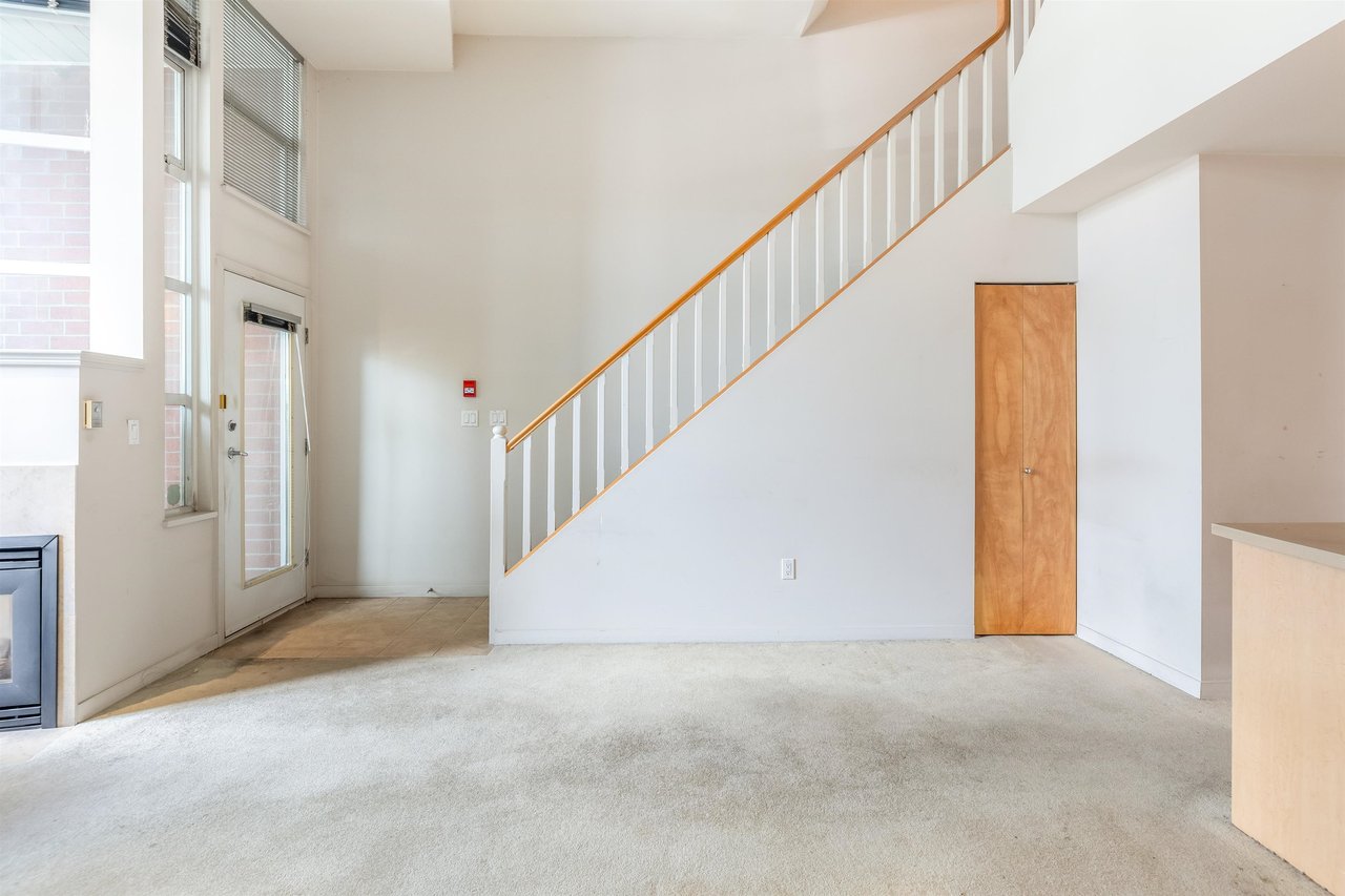 628 W 7th Ave