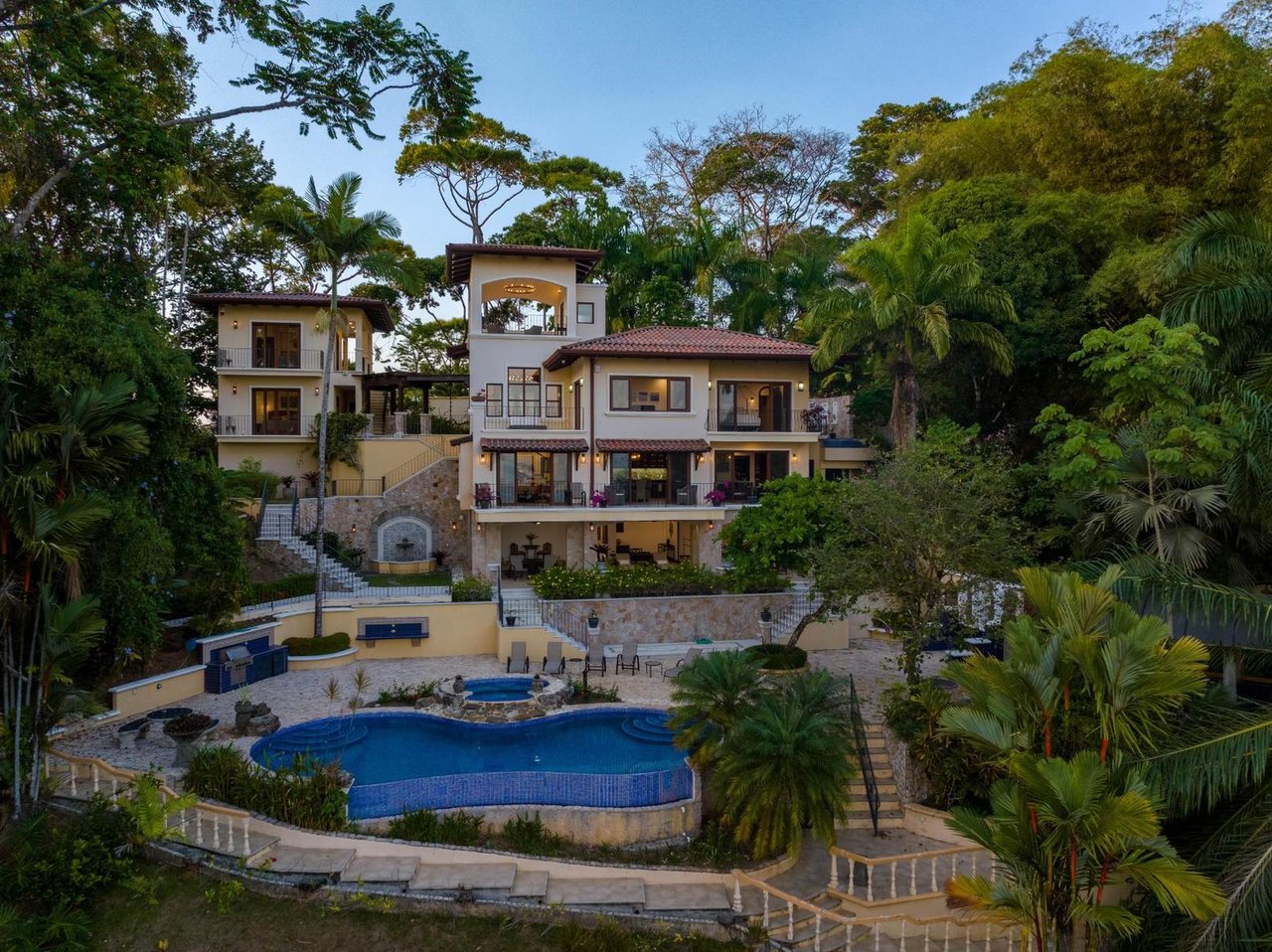 Private Ocean View Estate, Dominical, Puntarenas