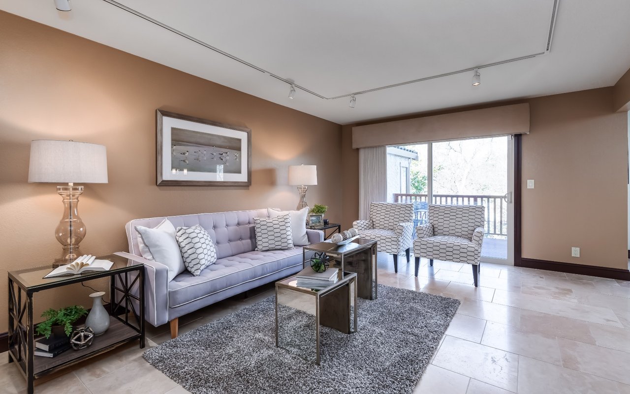 83 Leeds Ct, E