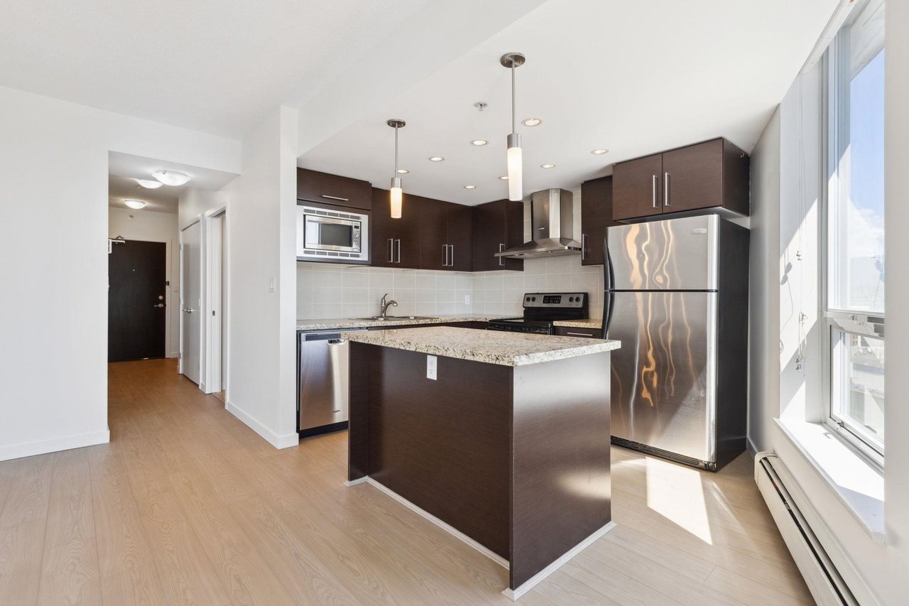 1807-188 Keefer Pl