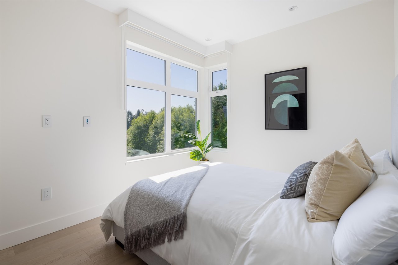584 Arthur Erickson Pl