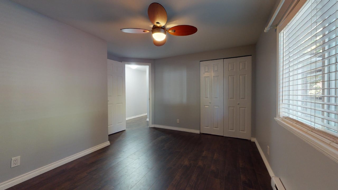 230-1830 Mamquam Rd