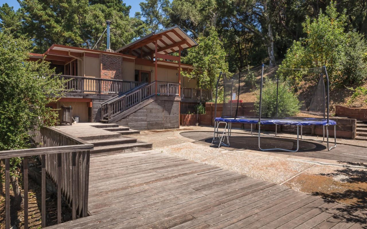 5000 Alpine Road / 5000AlpineRoad.com
