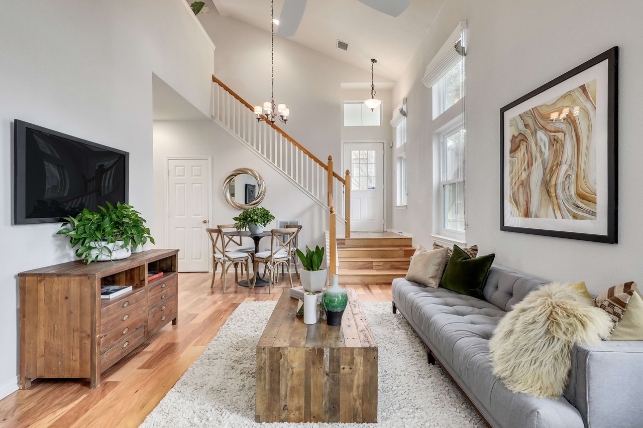 1011 Brodie St #27