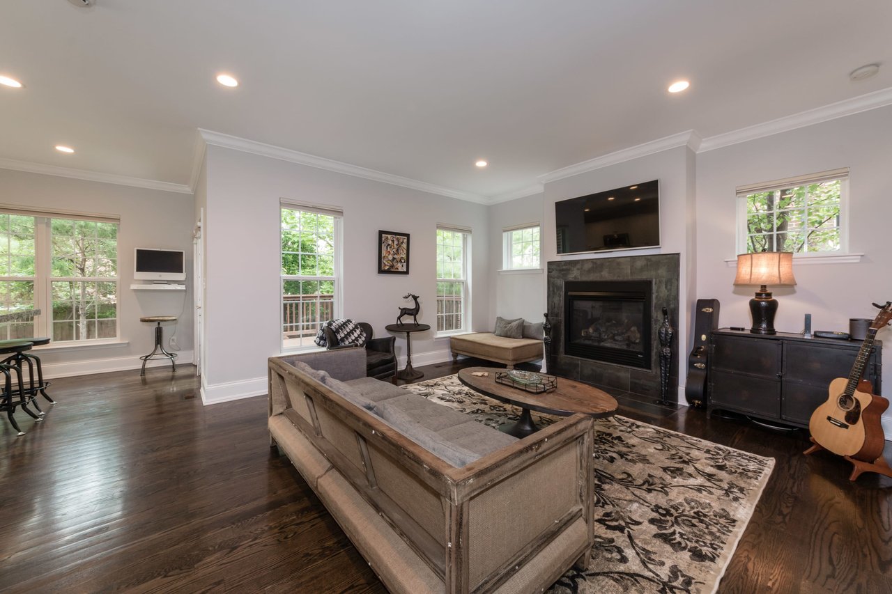 Fabulous Condo Alternative Just Steps From Heart of Clayton