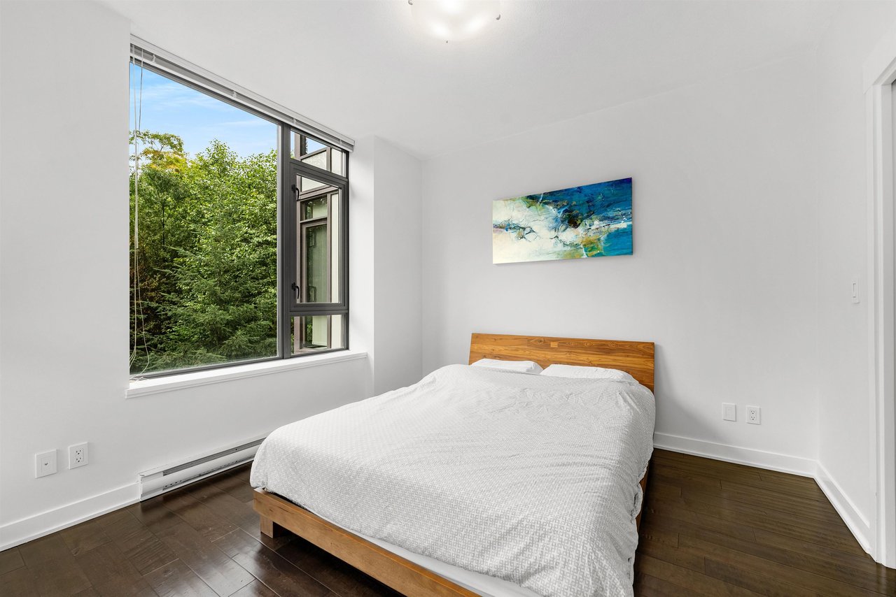 303-7088 18th Ave