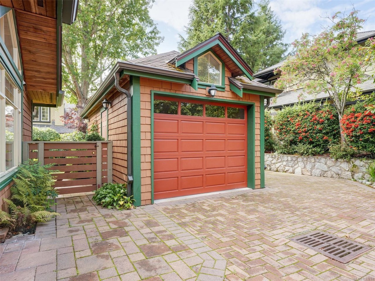 1-2573 Kilgary Pl