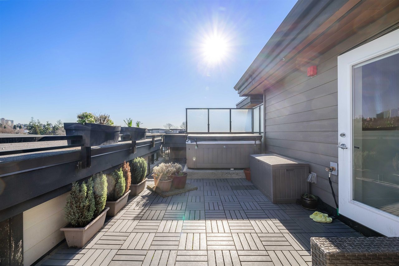 609-733 W 3rd St