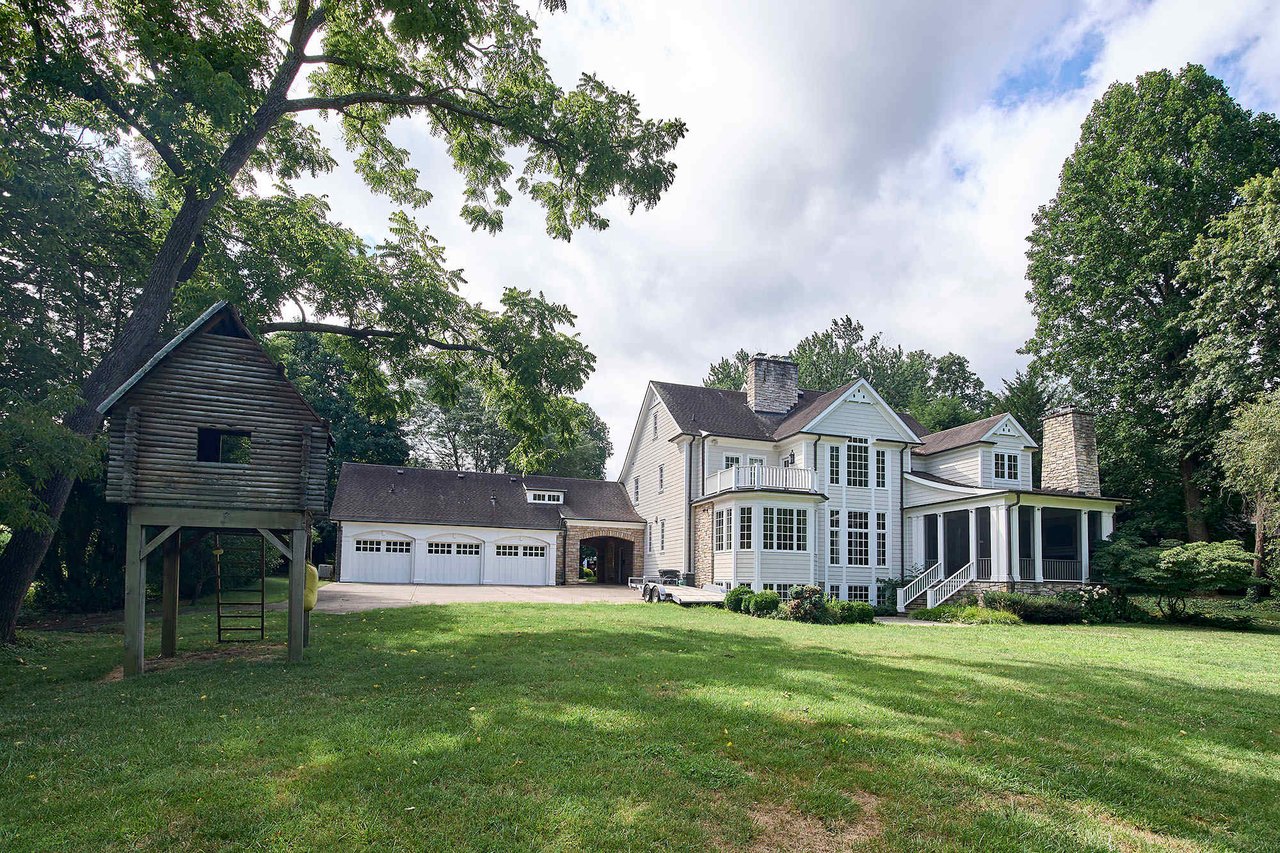 1 Norwood Rd, Charleston, WV 25314
