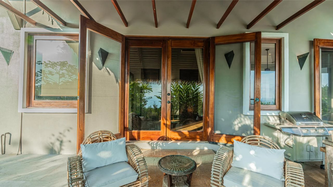 Solar Powered Coastal Luxury Estate, Dominical, Puntarenas
