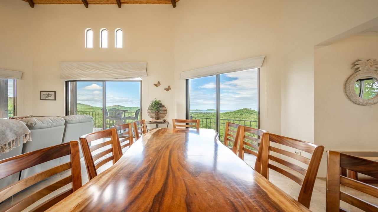 Mediterranean Infinity Pool Home, Flamingo, Guanacaste