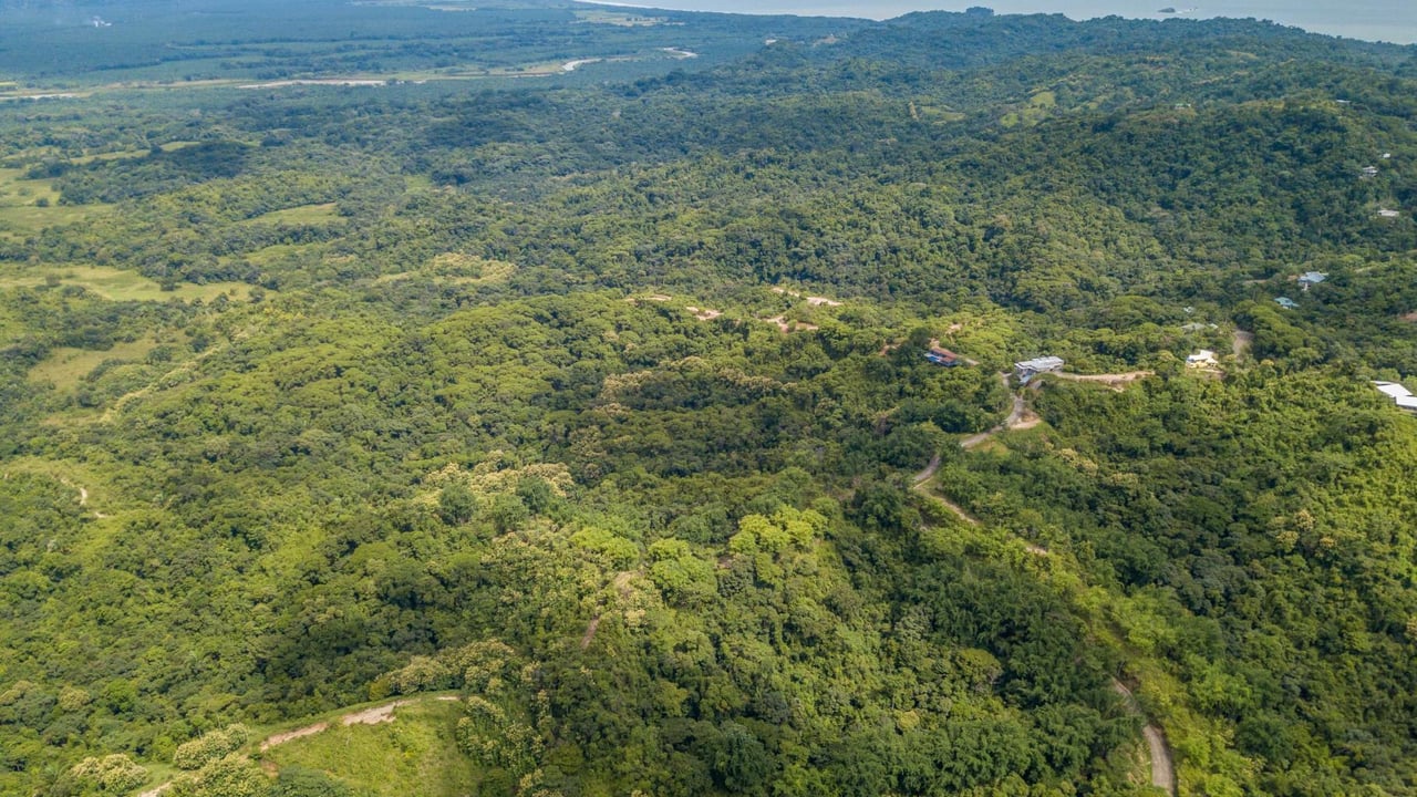 205 Acre Ranch W. Unsurpassed Ocean Views Right in Manuel Antonio!