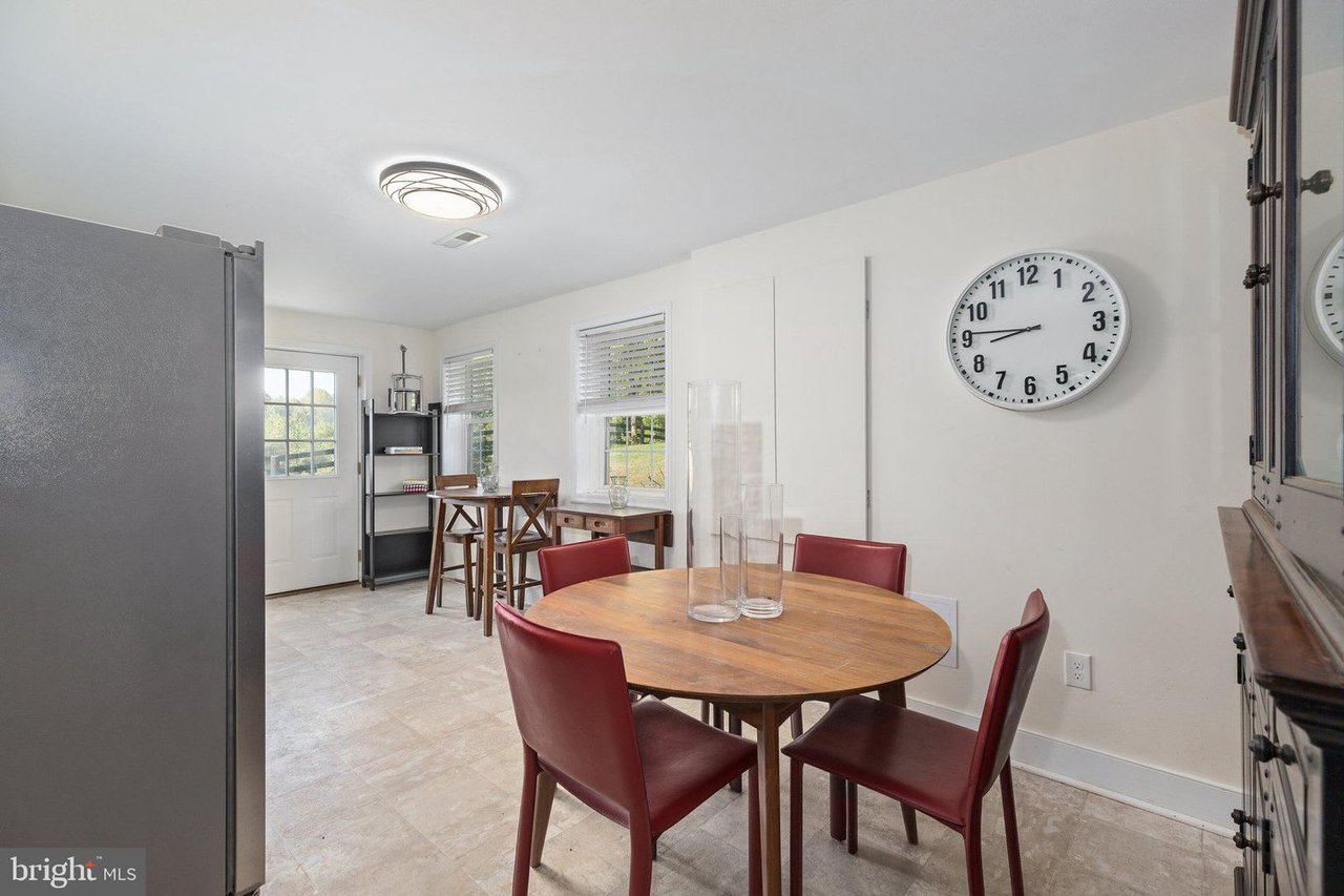 10623 Gravel Rd