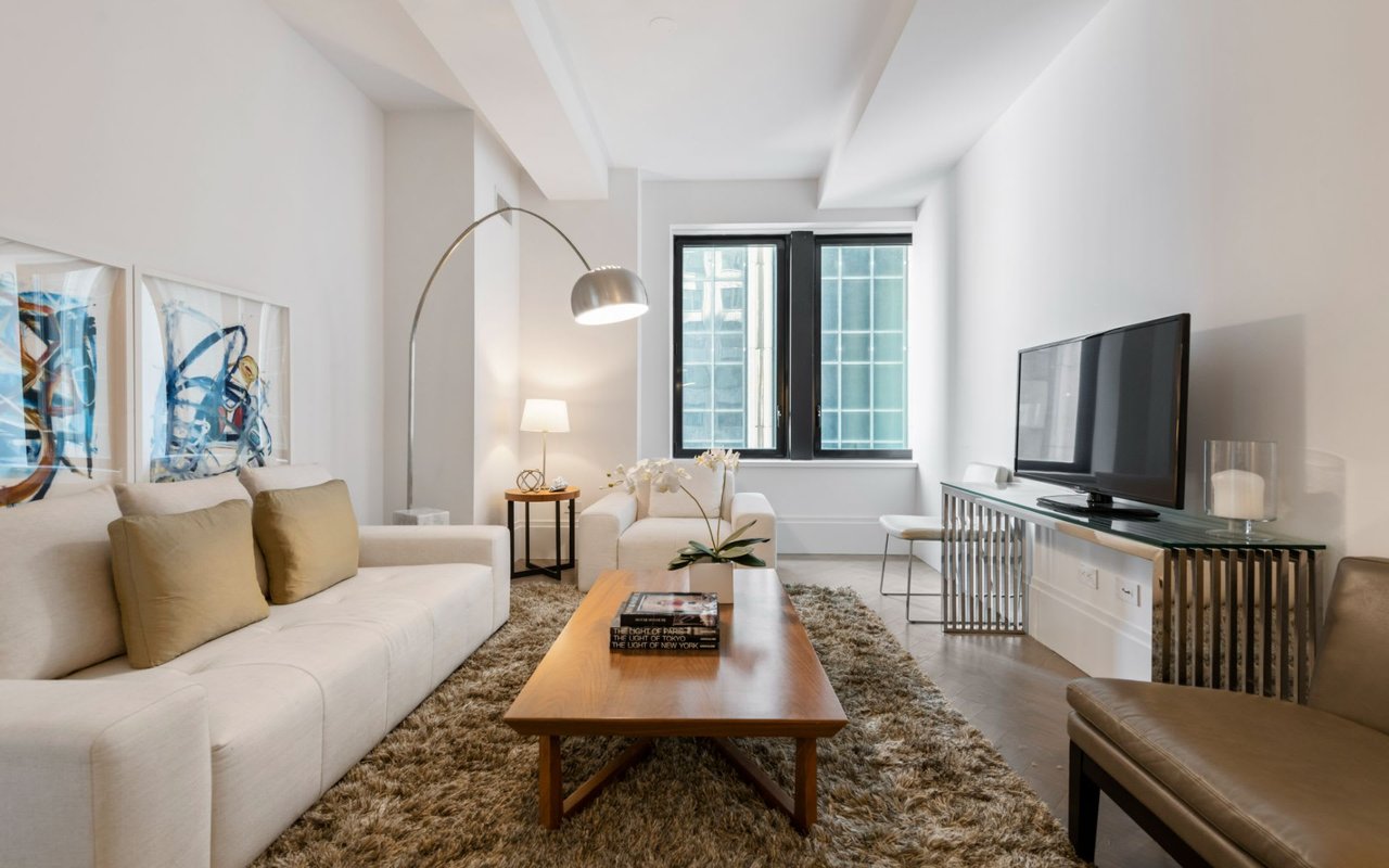 101 Wall Street #6C