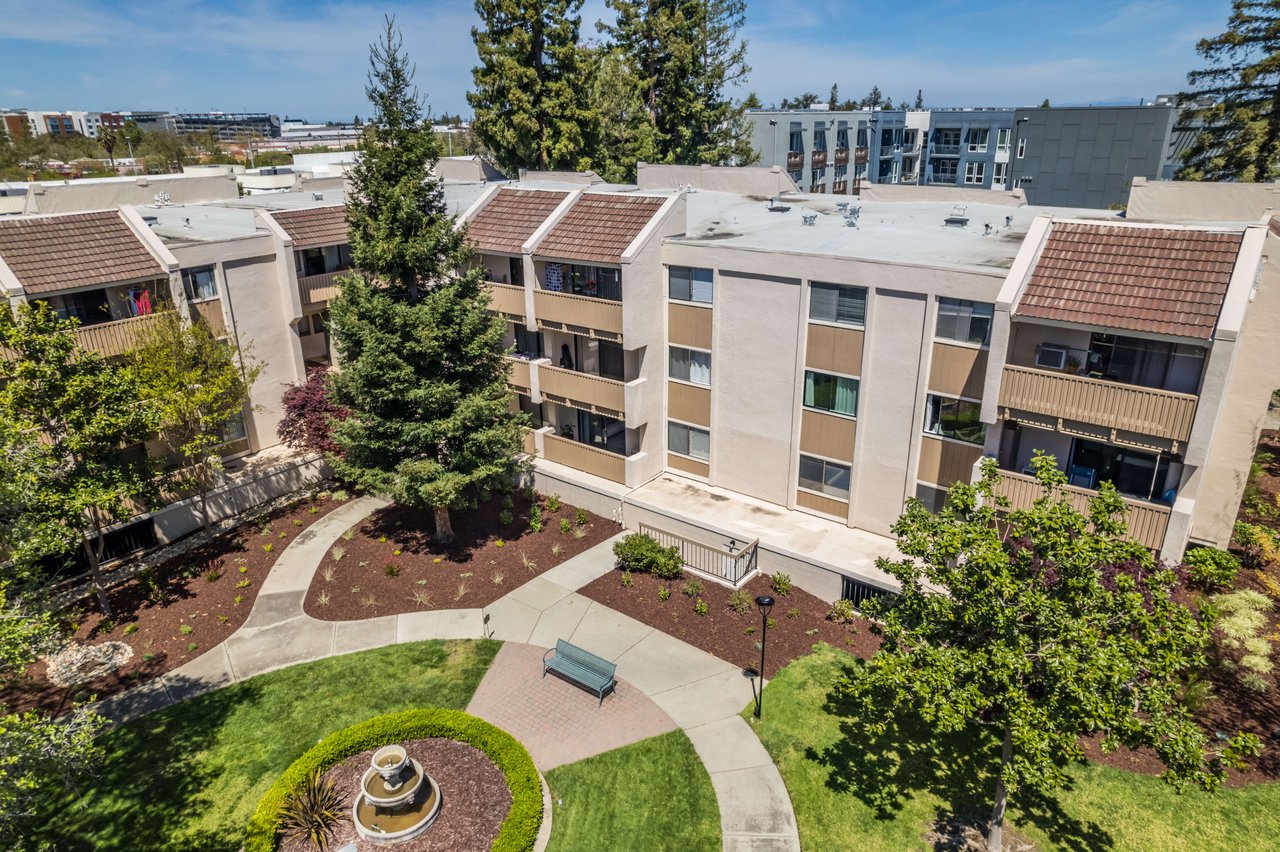 400 Ortega Avenue, 102