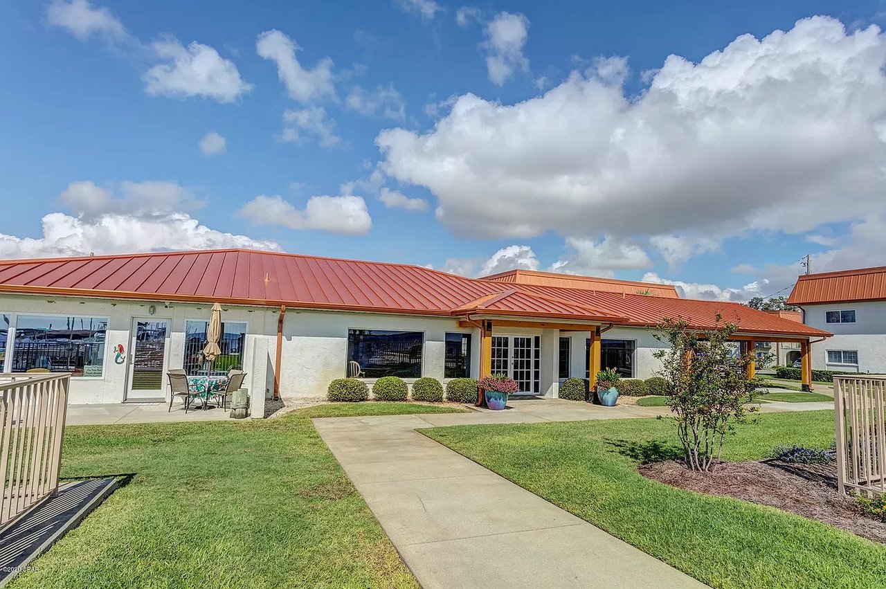 2100 W Beach Drive Unit E203