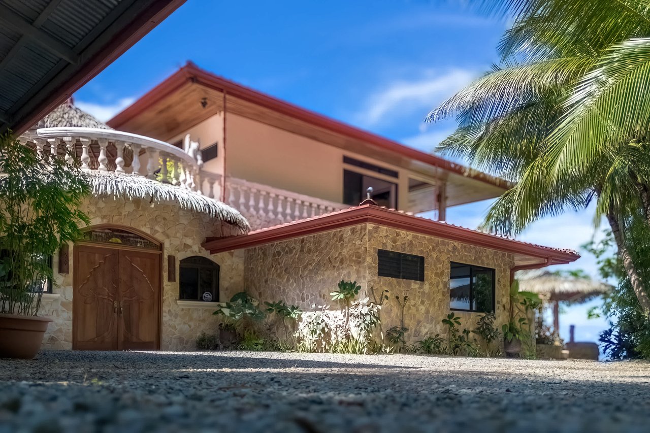 Castillo Puesta del Sol, Escalares - Private 5-Acre Property with Spectacular Ocean View