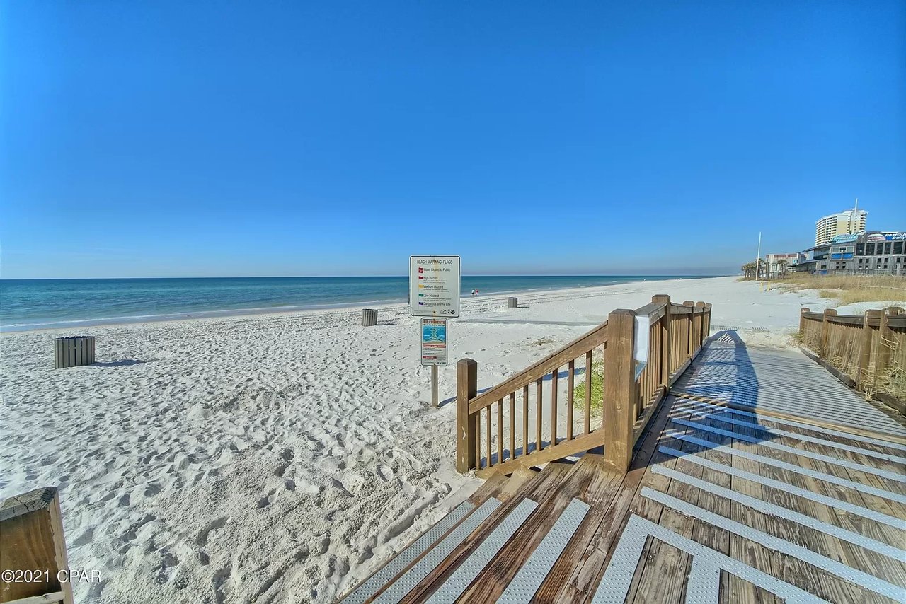 8743 Thomas Drive Unit 209