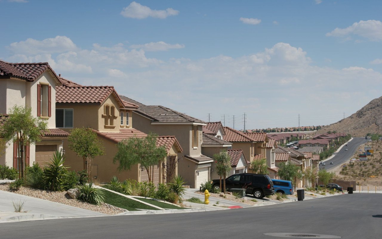 WHY HOME PRICES ARE GOING UP DURING COVID RECESSION