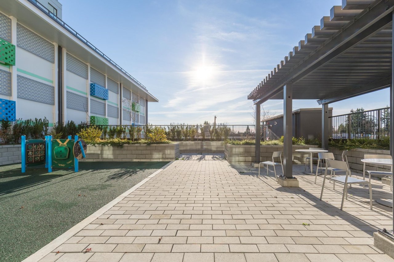 207-27218 Aldergrove Town Center Dr