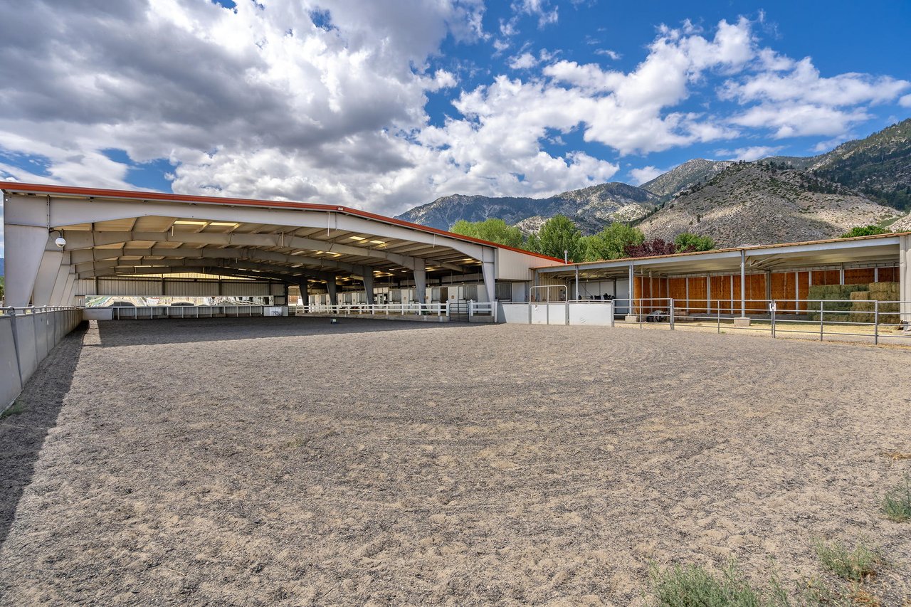 Horse Property with water rights! Incoming Producing Stables