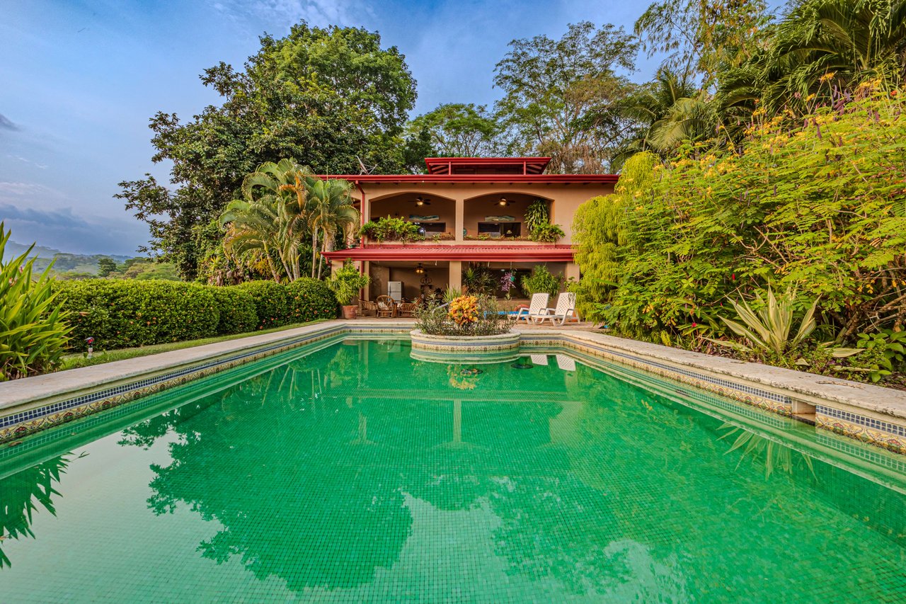 Private Family Estate with Stunning Sunsets and Pacific Ocean Views for Miles!