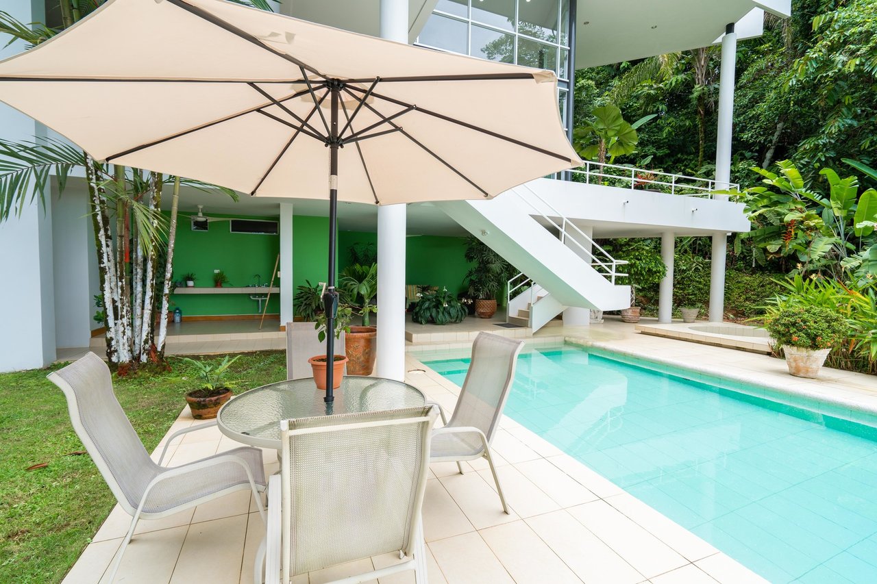 Modern Rainforest Estate, Manuel Antonio, Puntarenas