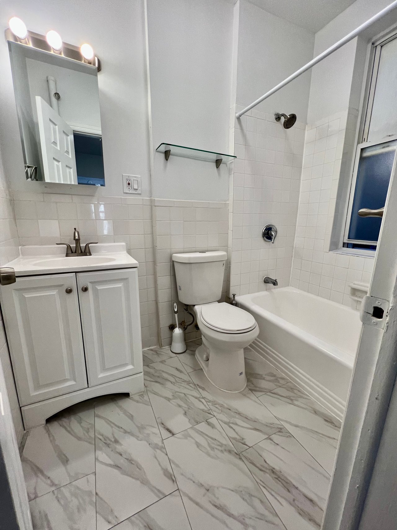 344 Lafayette Avenue
